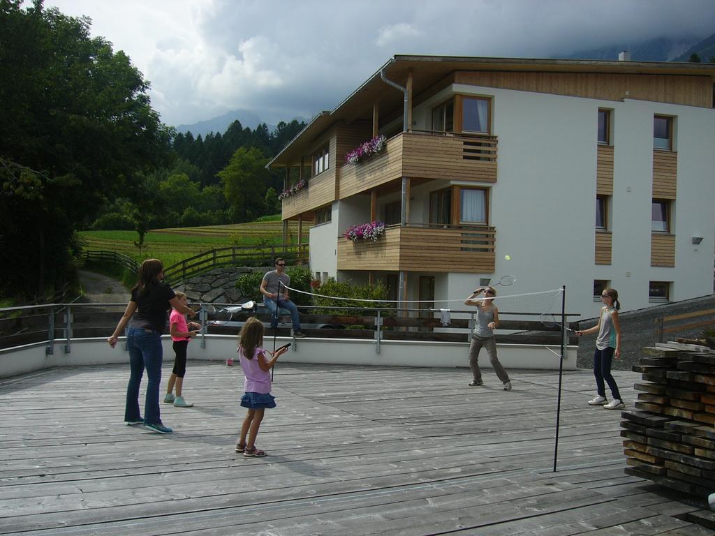 Apartments Karlhof Инсбрук Стая снимка