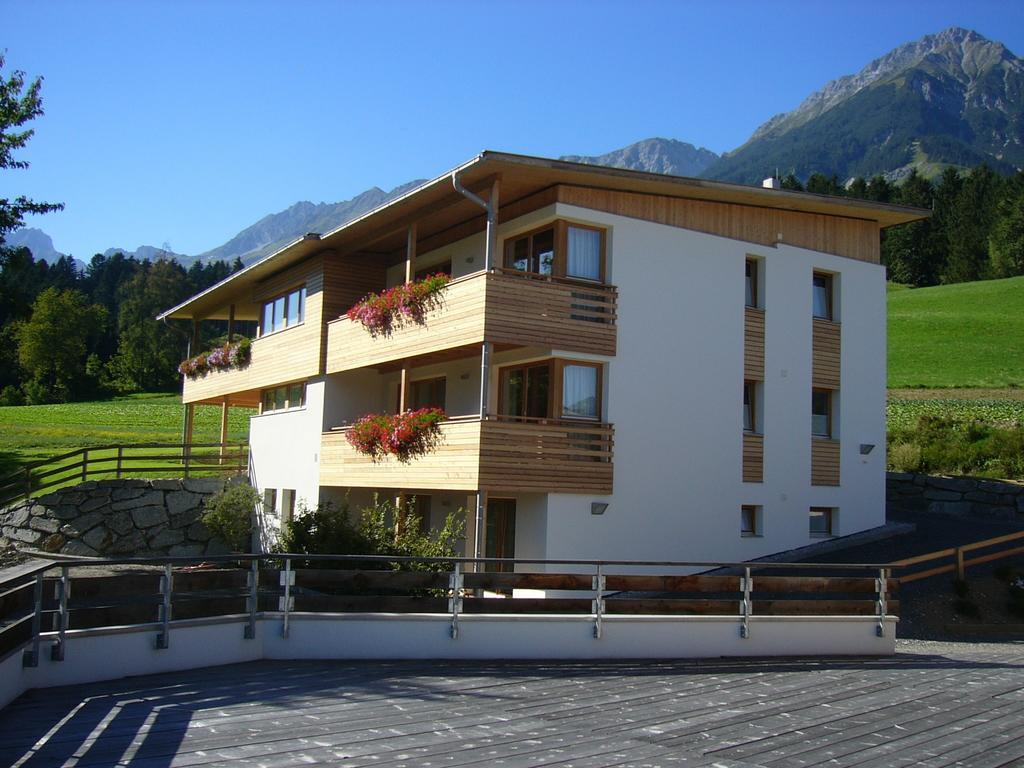 Apartments Karlhof Инсбрук Стая снимка